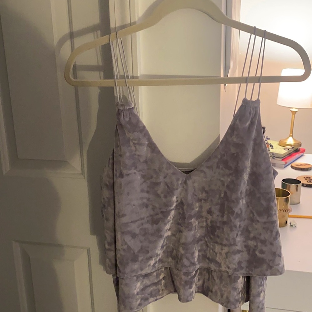 Cropped Velvet Express Top